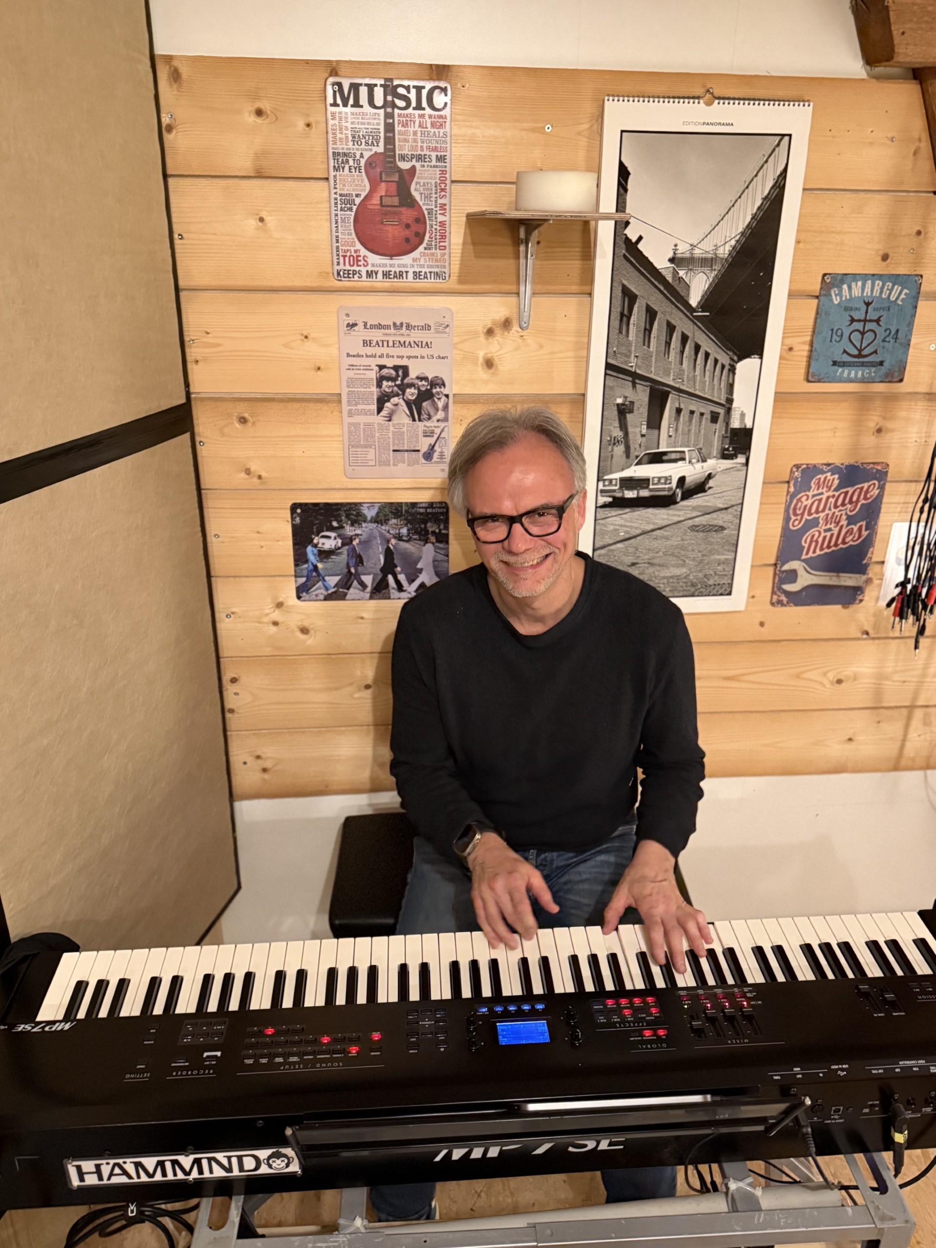Bernhard – Piano & Hammond